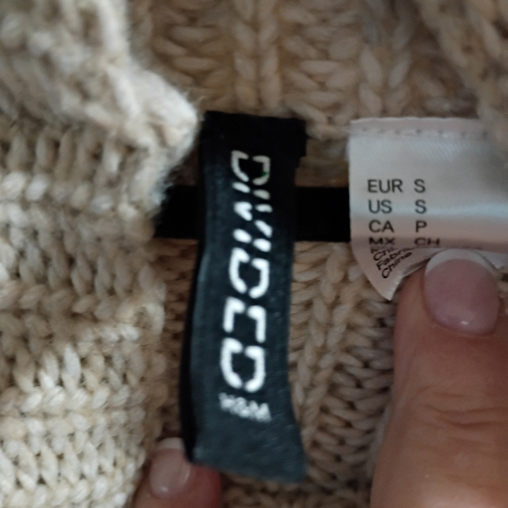 Divided Beige Turtleneck Oversized Sweater - Picture 4 of 9